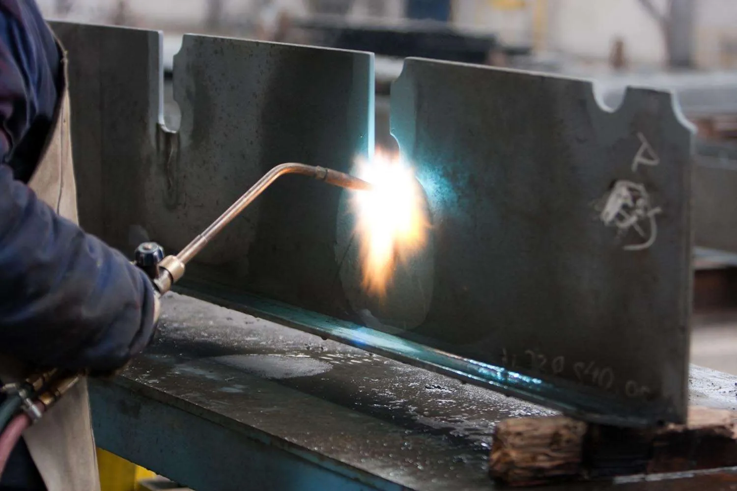Steel fabrication services in London
